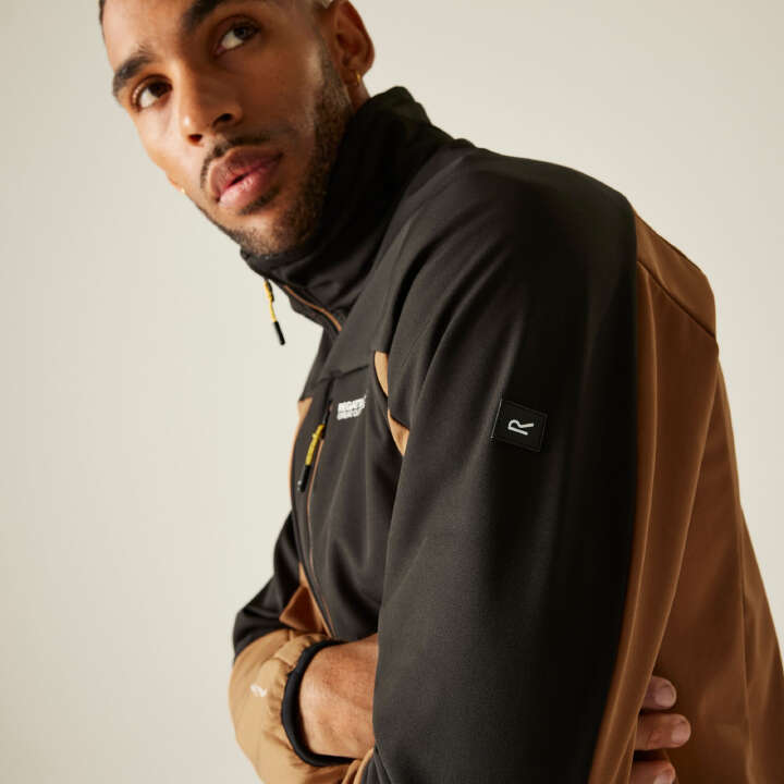 Regatta Herren Softshelljacke Moutdale